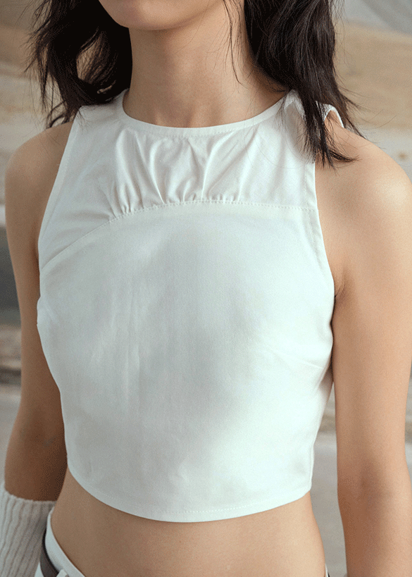 Amber poplin croptop in White