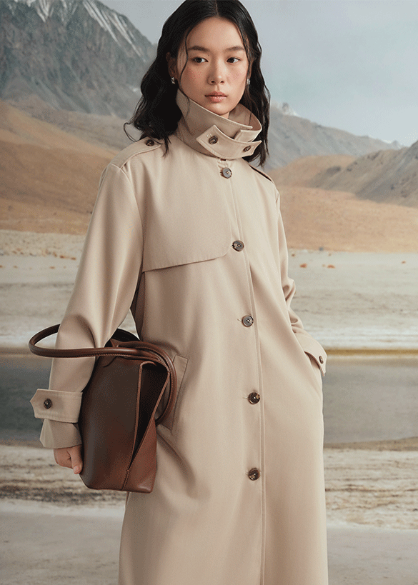 Madeline twill trenchcoat in Beige